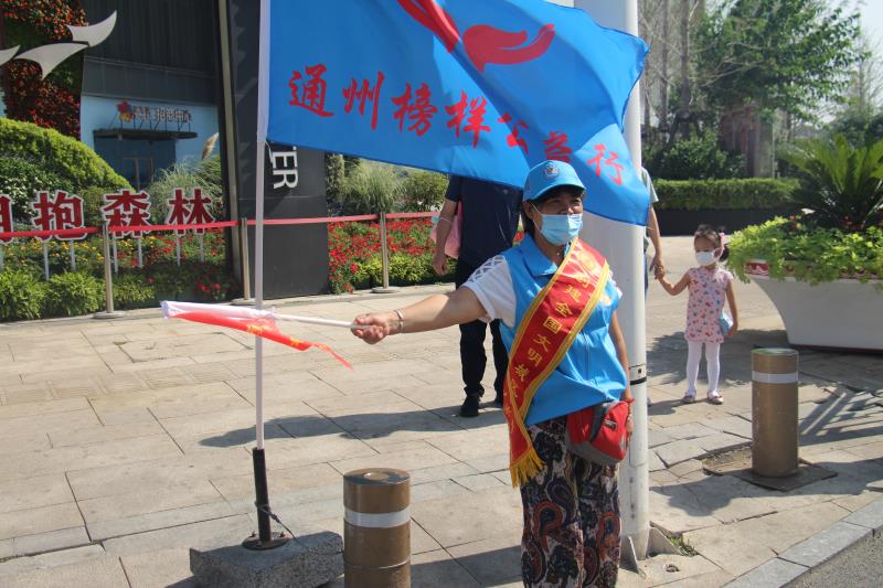 <strong>极品镘头小粉泬小说</strong>